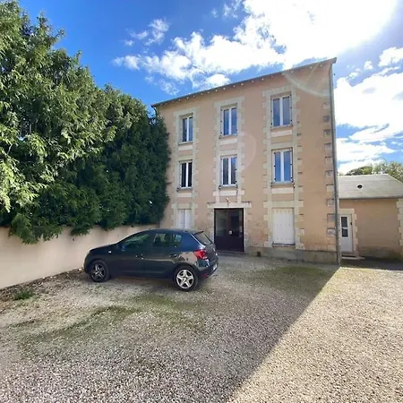 Apartment T4 Et Parking A 3km Du Futuroscope Jaunay-Clan