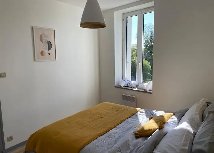 T4 Et Parking A 3km Du Futuroscope * Jaunay-Clan